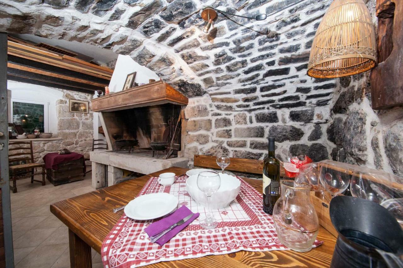 Villa Old Stone House Mario Podgora Exterior foto
