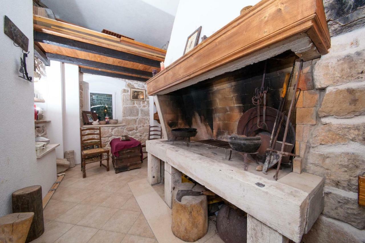 Villa Old Stone House Mario Podgora Exterior foto